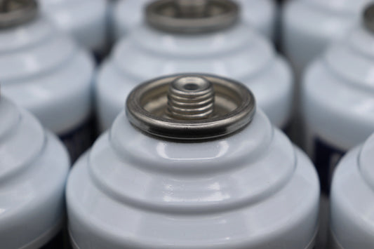 Envirosafe R134a, R134, R - 134a Replacement Refrigerant with (Dye), Case of 12 Cans #1030